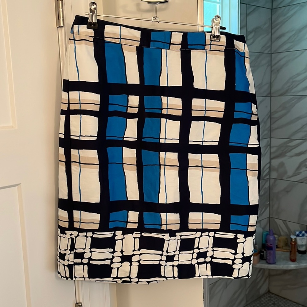 Women size 8 skirt